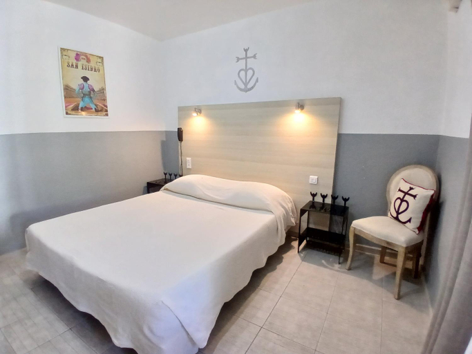 Bedroom 2, Clamador, Bouches-du-Rhône