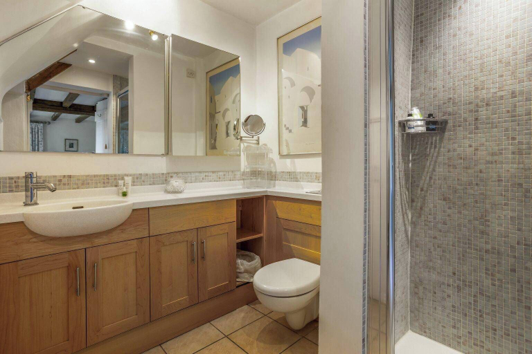 Bathroom, Luxury Brick and Flint House in Funtington, West Sussex