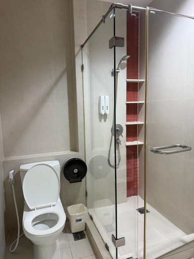 Bathroom 5, Greenview Ekkamai 10, Wattana