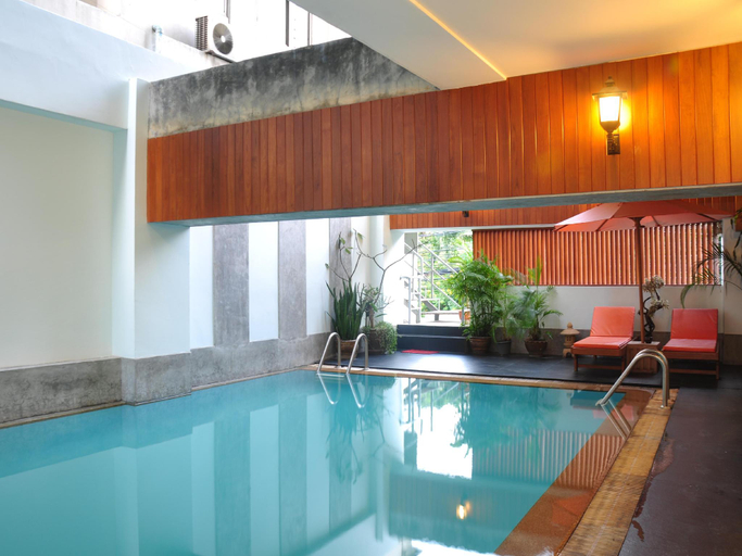 Others 5, The Euro Grande Hotel, Wattana