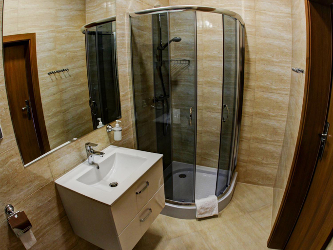 Bathroom 4, Hotel Serby, Głogów
