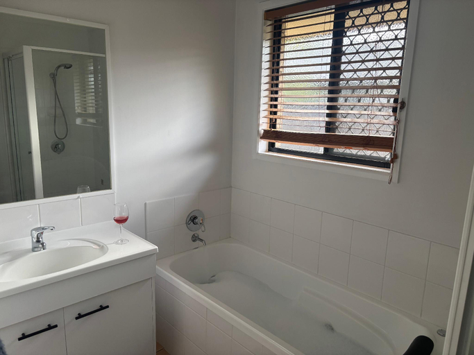 Bathroom 4, Family retreat in Caboolture big house, Caboolture  - Central