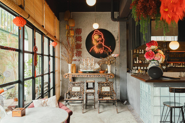 Public Area, Tim Mansion, Pom Pram Sattru