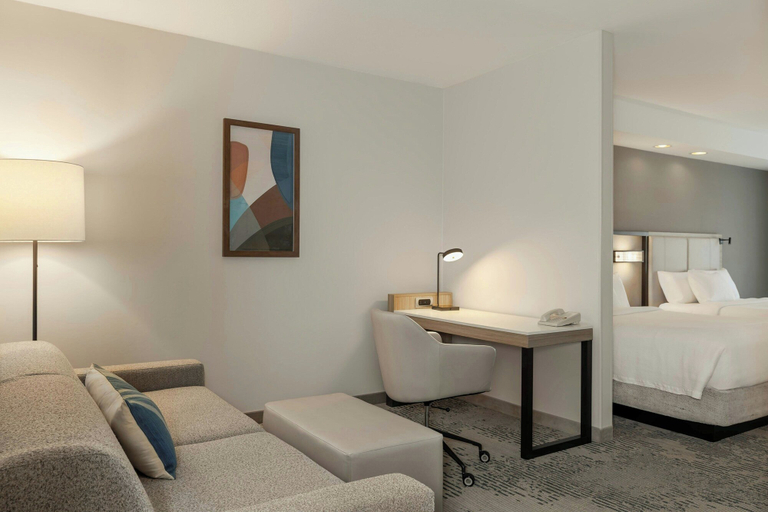 Bedroom 2, SpringHill Suites by Marriott Frankenmuth, Saginaw