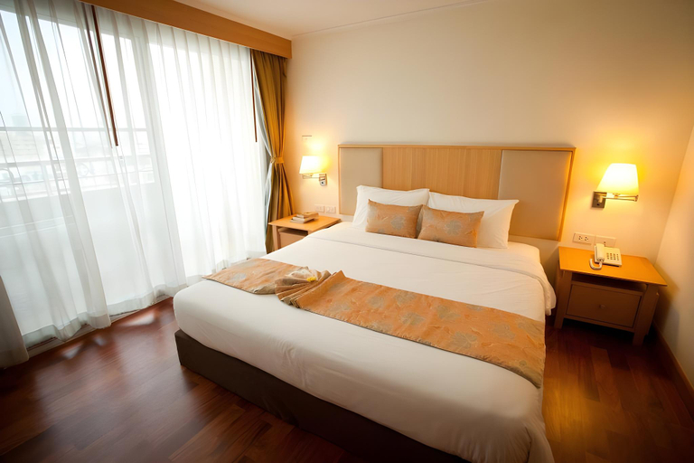 Bedroom 3, The Mercer Sukhumvit 4, Khlong Toey