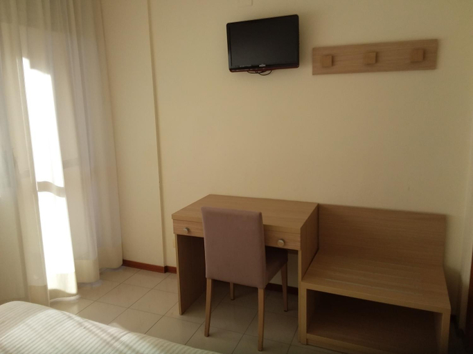 Bedroom 3, Albergo Nyers, Perugia