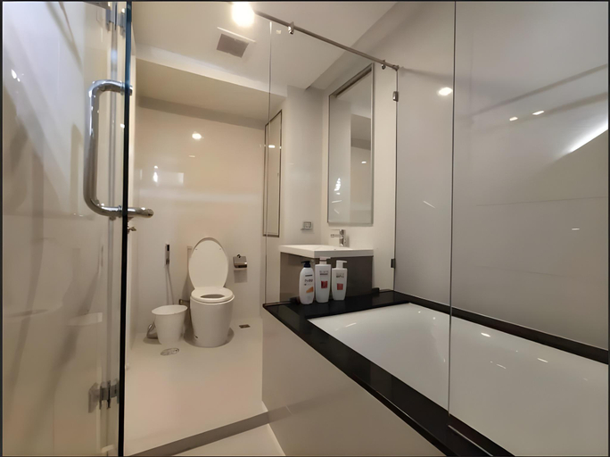 Bathroom 3, Asok&Sukhumvit#Near Terminal 21&Nana#Max5@2BR(49), Khlong Toey