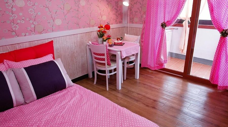 Bedroom 2, Anmyeondo Taean Romance Pension, Taean