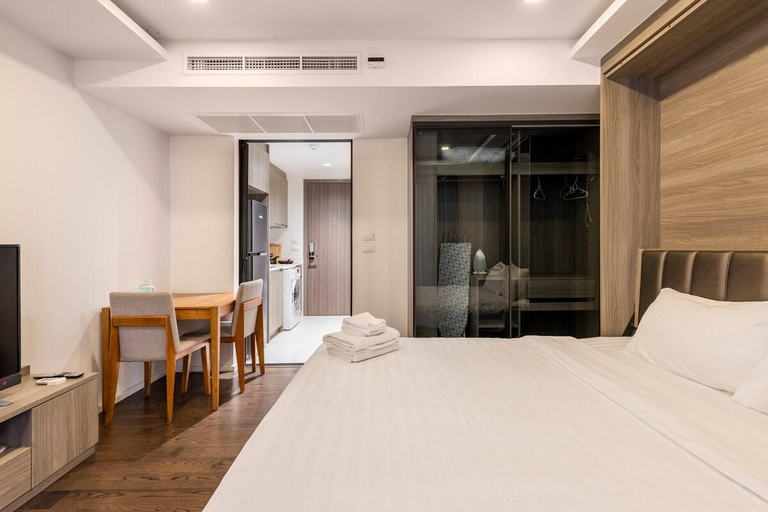 Bedroom 3, LUXURY CENTRAL 5mins walk to BTS Asok!max2ppl!(64), Khlong Toey