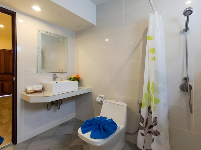 Bathroom, Kanya Boutique Karon, Pulau Phuket