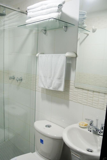 Bathroom 4, Hotel San Martin, Salento