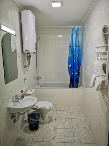 Bathroom 5, Отель Визит, Brovars'kyi