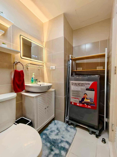 Shower 3, Nilaya Short Staycation, Quezon City