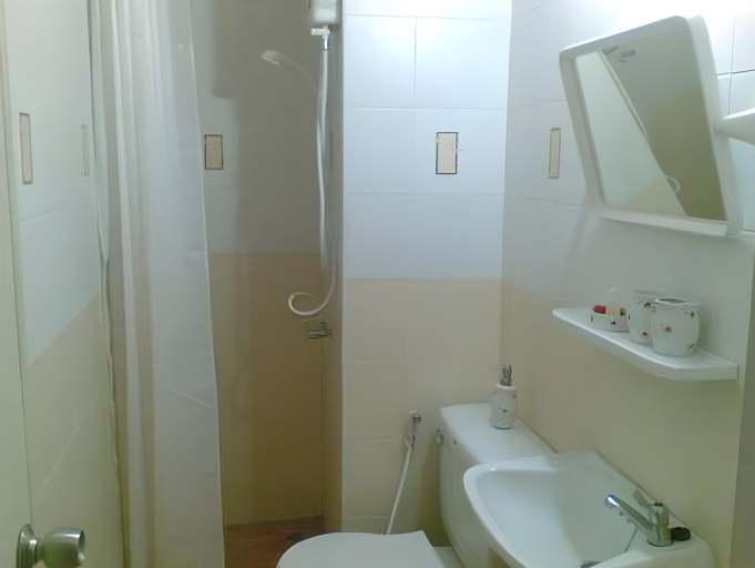 Bathroom 3, MT Room Apartment Muang Thong Thani, Pak Kret