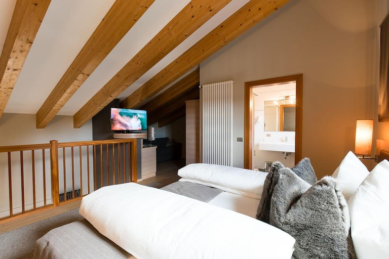 Bedroom 2, Josef Mountain Resort, Bolzano