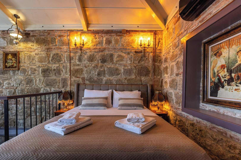 Bedroom 5, Orion Adatepe, Ayvacık