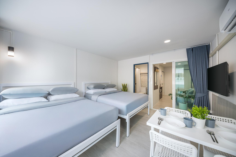 Bedroom 2, Platinum Premium Deluxe Apartments, Ratchathewi
