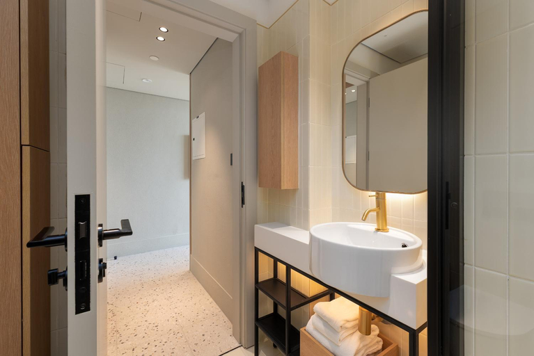 Bathroom 4, Upside Living, Business Bay Dubai - Mint Stay, Dubai