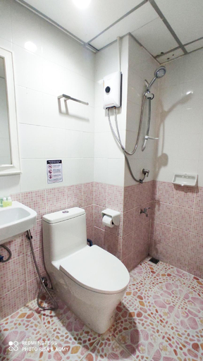 Bathroom 3, 66 Apartment, Bang Khae