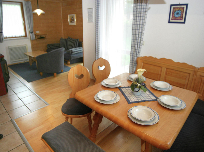 Others 5, Chalet in Alps with Private Sauna, Wolfsberg