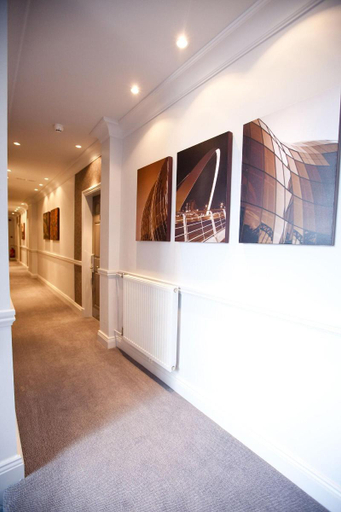 Public Area 3, Caledonian Hotel, Newcastle upon Tyne
