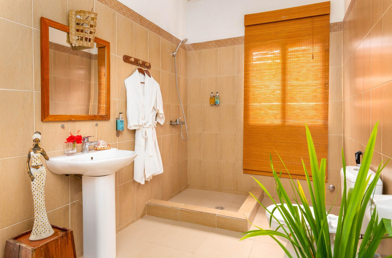 Bathroom 5, Kibanda Natural Kendwa Villa, Kaskazini 'A'