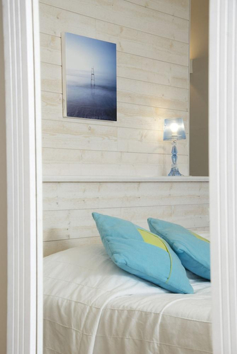 Bedroom 2, Logis Hotel Vent d'Iroise, Finistère