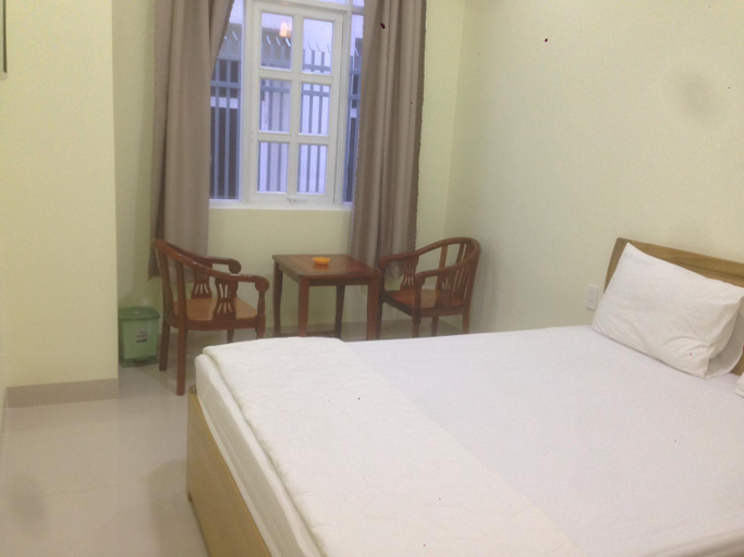 Others 4, The Sky Hotel, Thống Nhất