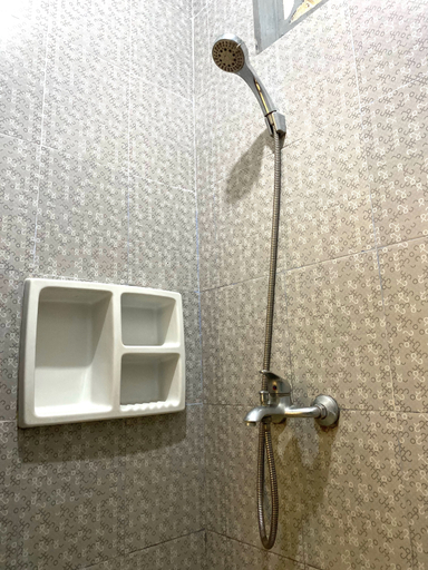 Bathroom 5, Hotel Paramitha, Yogyakarta