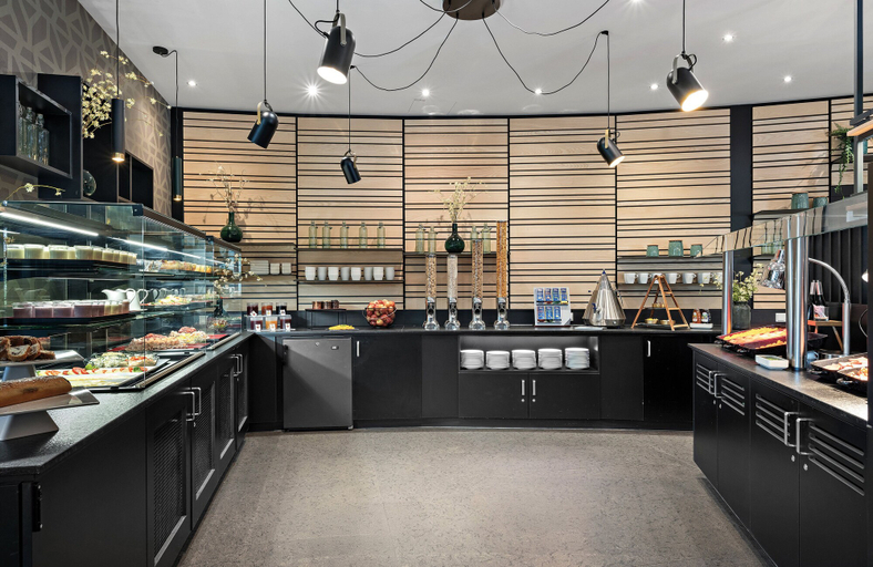 Food & Drinks 5, Leonardo Hotel Vienna City West, Wien