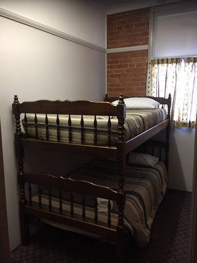 Bedroom 4, Heritage Hotel Rockhampton, Rockhampton