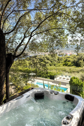 Sport & Beauty 3, L'Hostellerie du Moulin des Oliviers, Corse-du-Sud