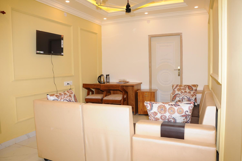 Others 5, GV Resort, Vellore