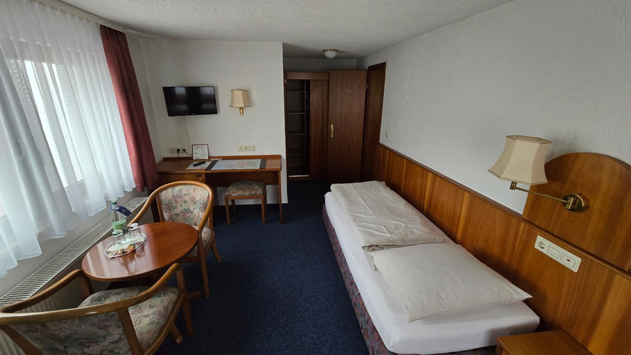 Bedroom 3, Hotel Morgensonne, Mittelsachsen