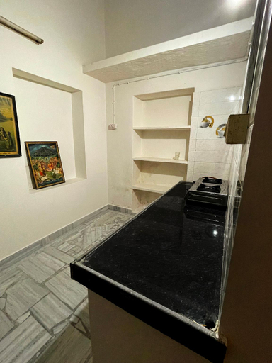 Others 5, GIRIDHAR VILLA, Udaipur