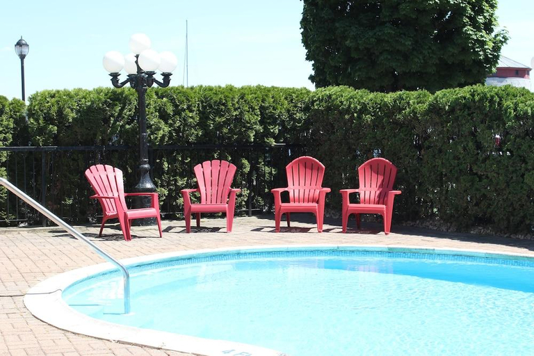 Others 4, Confederation Place Hotel, Frontenac
