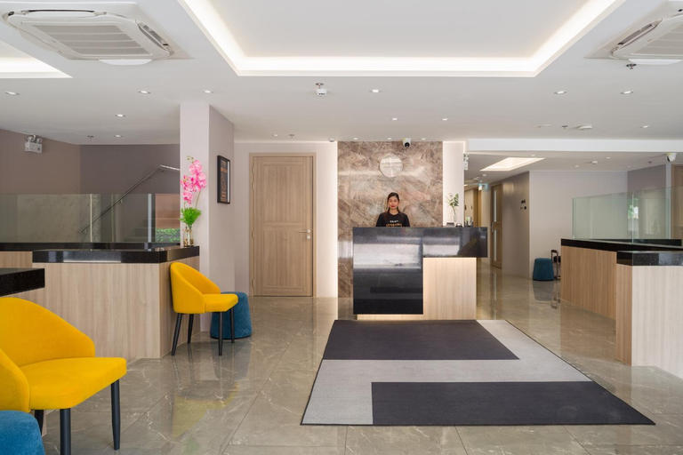 Public Area 2, T2 The Portal Sukhumvit, Wattana