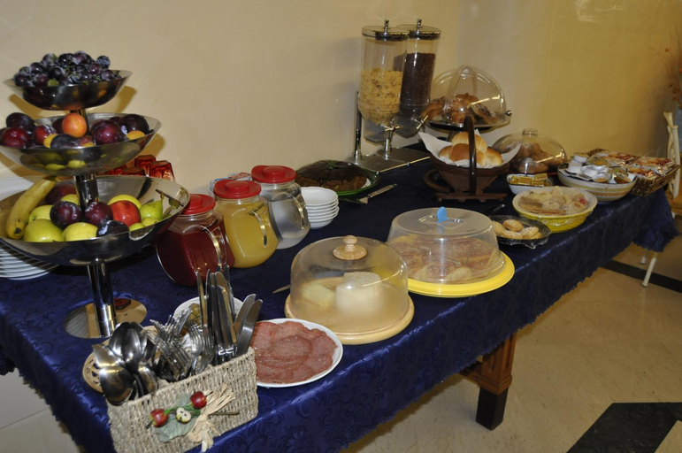 Food & Drinks 5, Al-Tair, Trapani