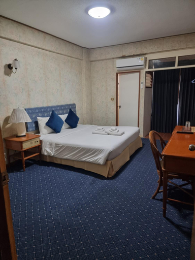Bedroom 2, 12PM Bangkok, Pathum Wan