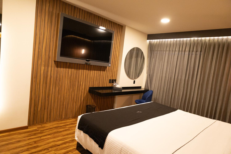 Bedroom 5, Hotel Yoru, El Marqués