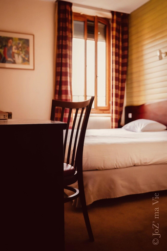 Bedroom 3, Grand Hotel De La Poste, Isère