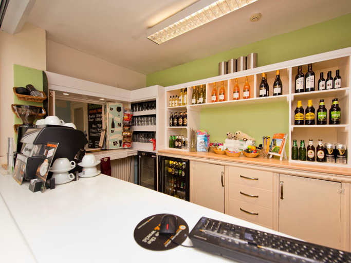 Food & Drinks 3, Hostel YHA Sheringham, Norfolk