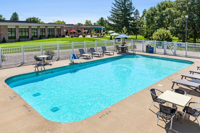 Sport & Beauty 5, Lake Okoboji Resort and Conference Center, Dickinson