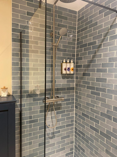 Bathroom 3, Full Moon Inn Rudge, Somerset