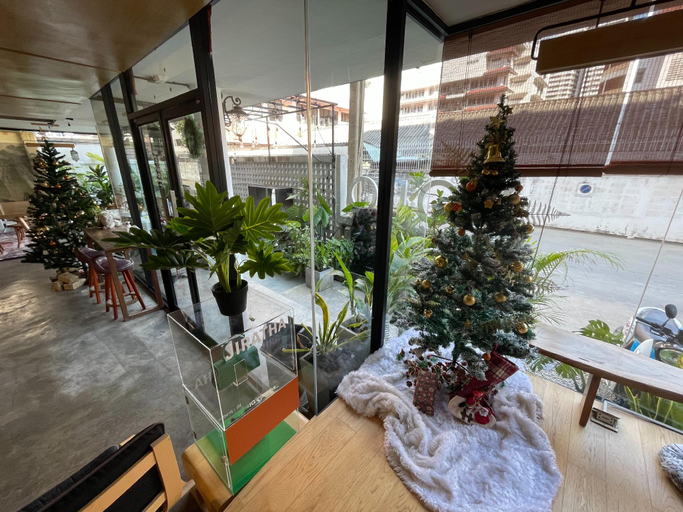 Public Area 3, YOLO Bangkok Boutique Hotel, Wattana
