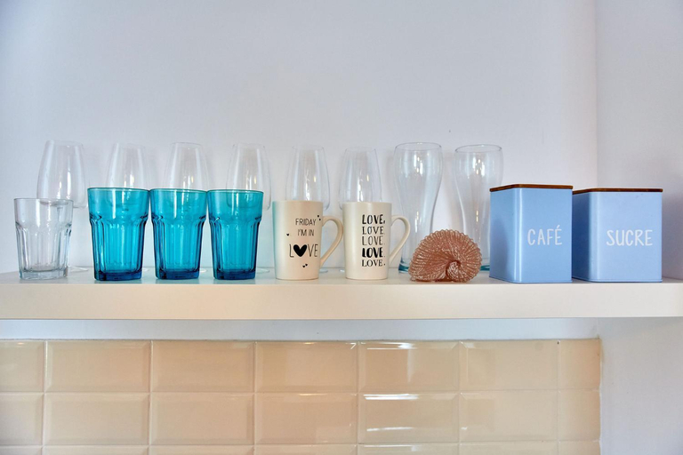 Food & Drinks 5, Apartamente Onix Blue, Navodari