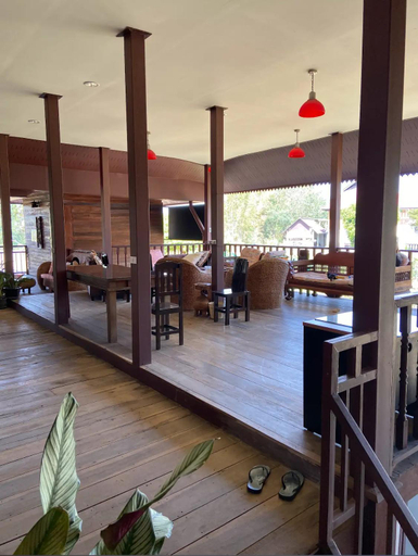 Others 2, Aya House, Pai