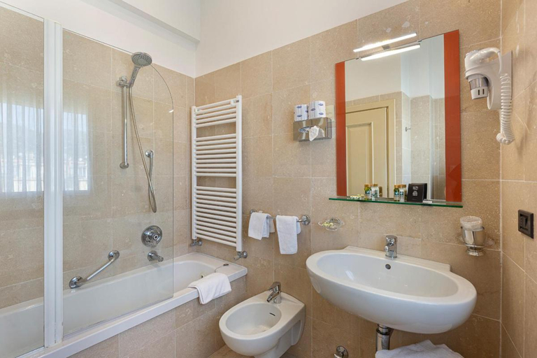Bathroom 5, Grand Hotel Mediterranee, Savona