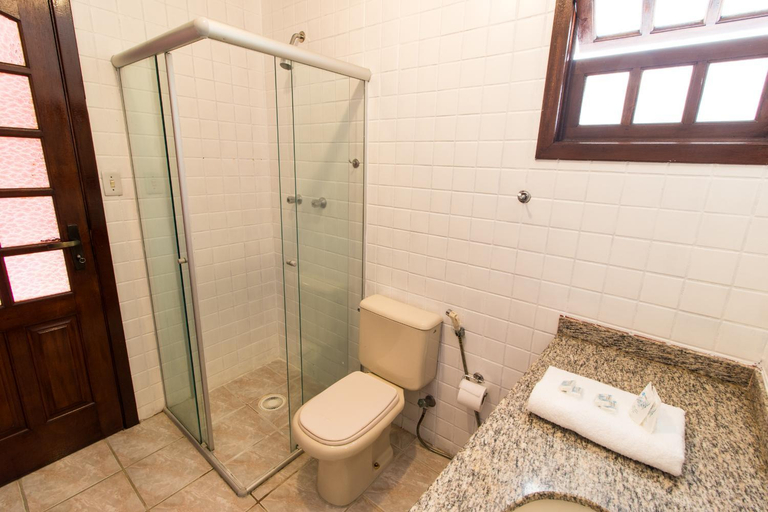 Bathroom 4, HOTELARE Hotel Villa Di Capri, Ubatuba