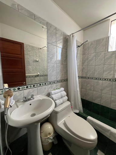 Bathroom 4, HOTEL AREQUIPA, Nazca